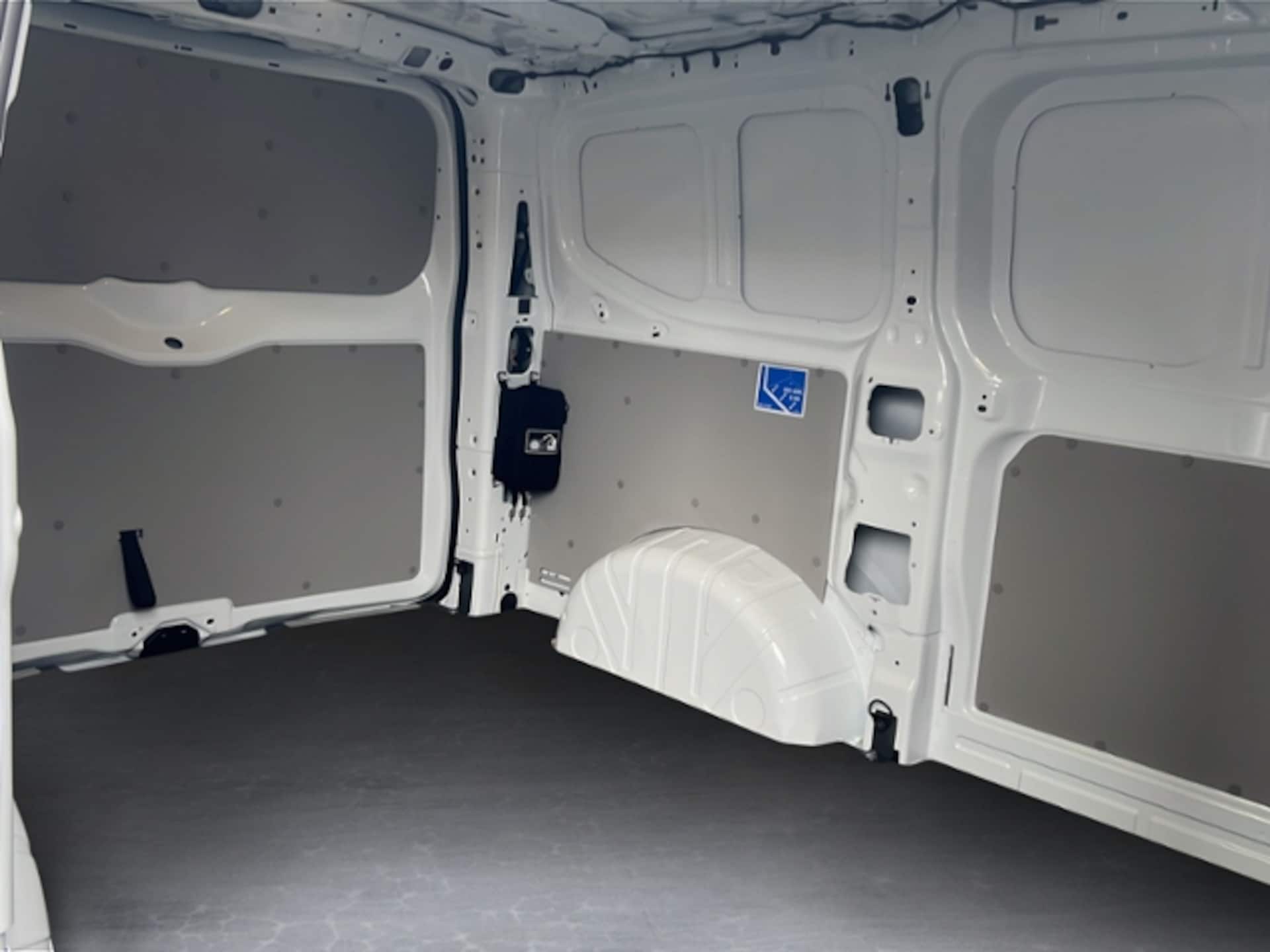 Volkswagen Transporter Kasten kurzer Radstand