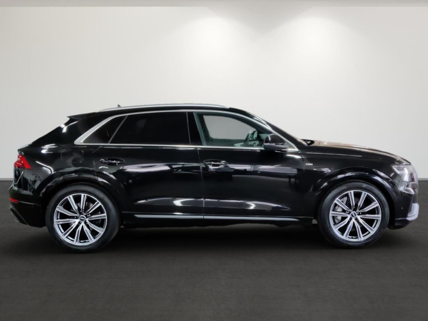 Image about Audi Q8 50 TDI quattro tiptronic