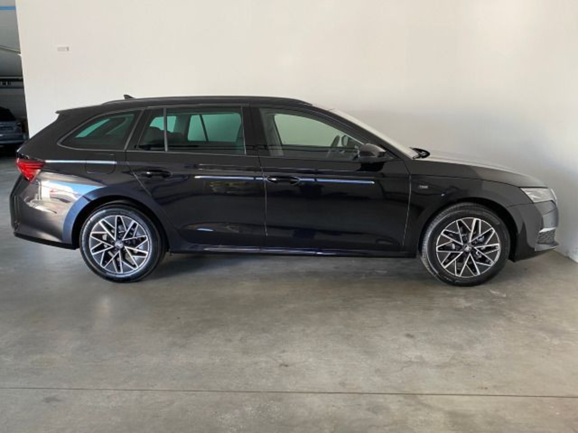 Skoda Octavia Combi Tour