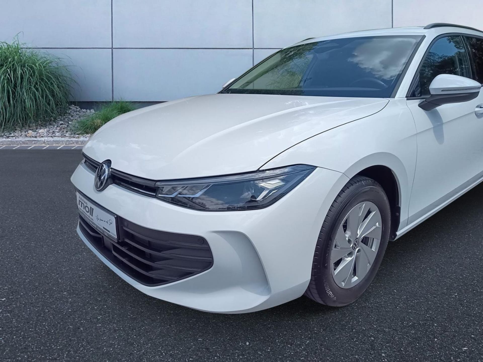 Volkswagen Passat Basis-Modell