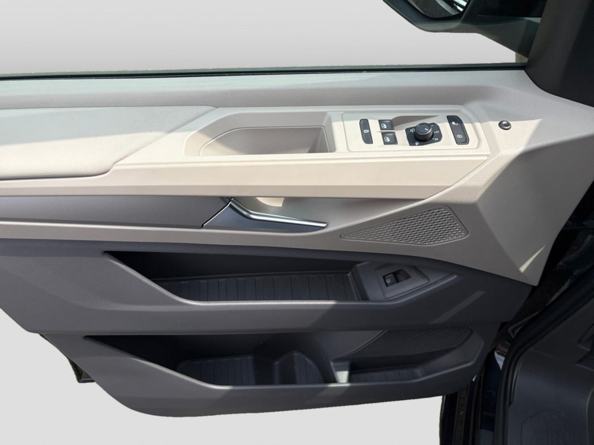 Volkswagen Multivan Basis-Modell
