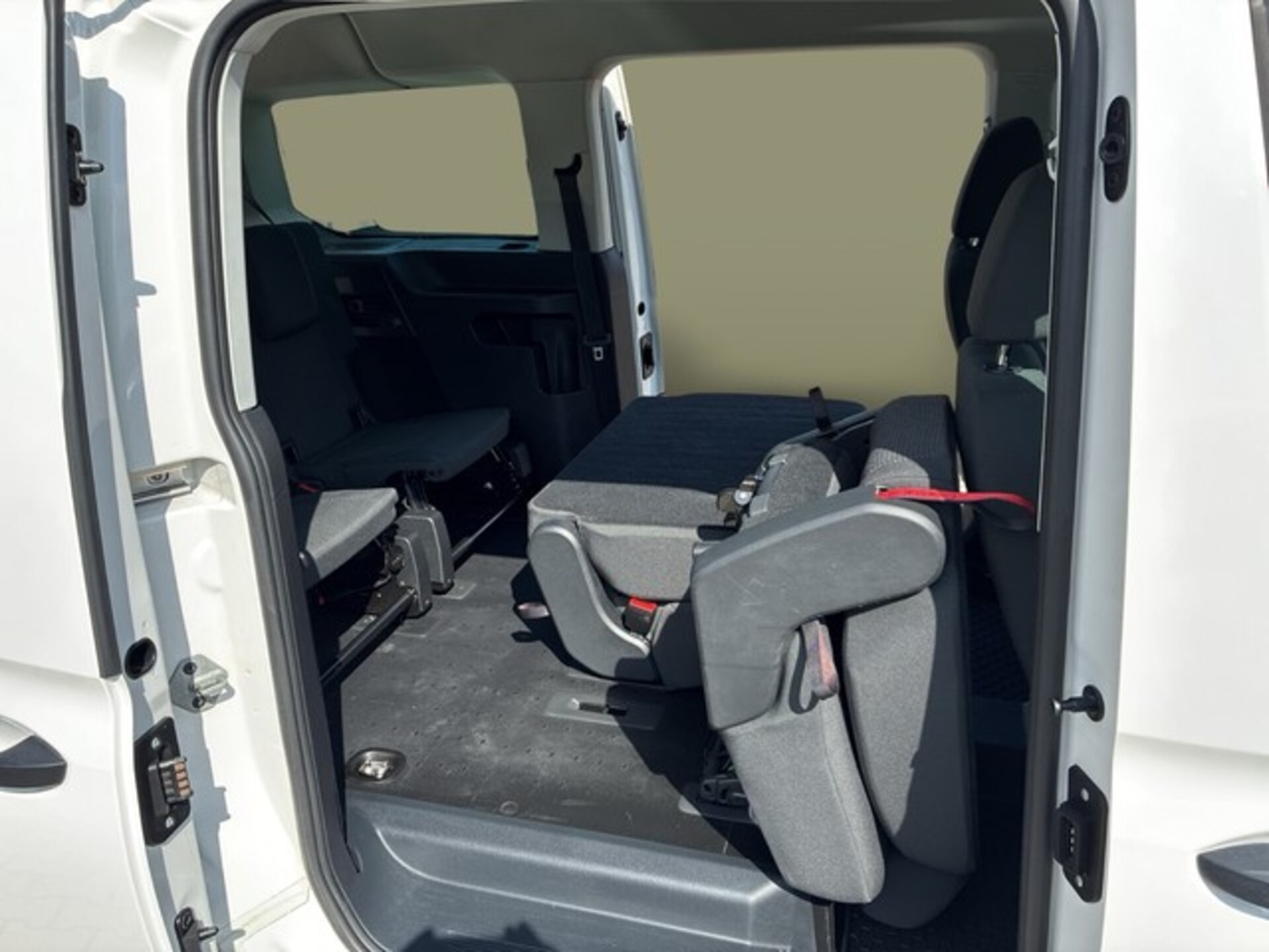 Volkswagen Caddy Maxi Kombi Basis-Modell