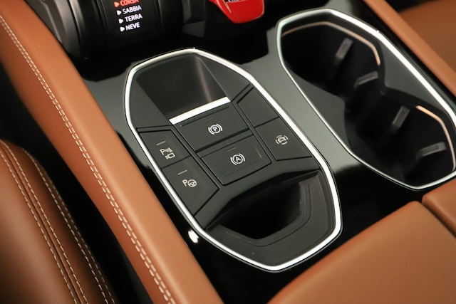 2025 Lamborghini Urus SE - Photo 33