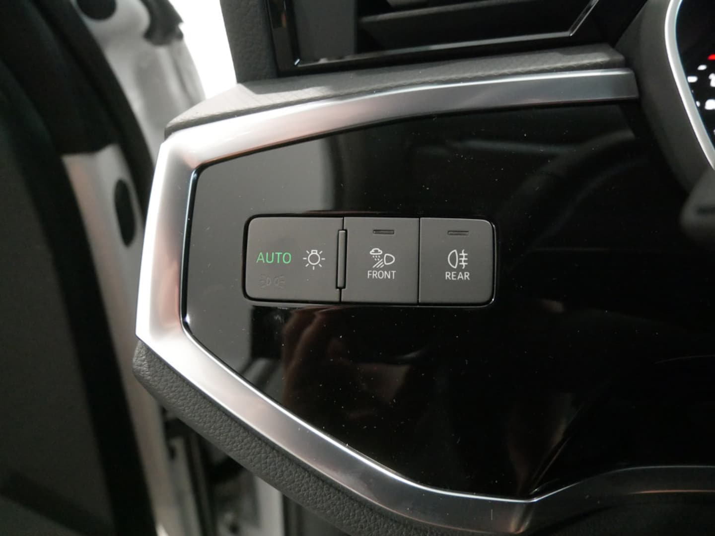 Bild über Audi Q3 TFSI 110 kW S tronic - für weitere Informationen kontaktieren Sie den Audi Partner