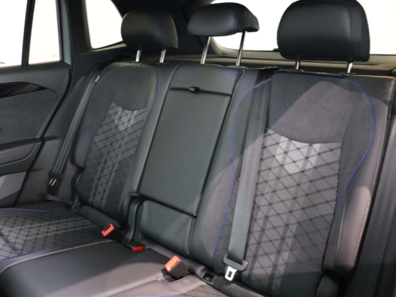 Volkswagen Tiguan – Bild 19