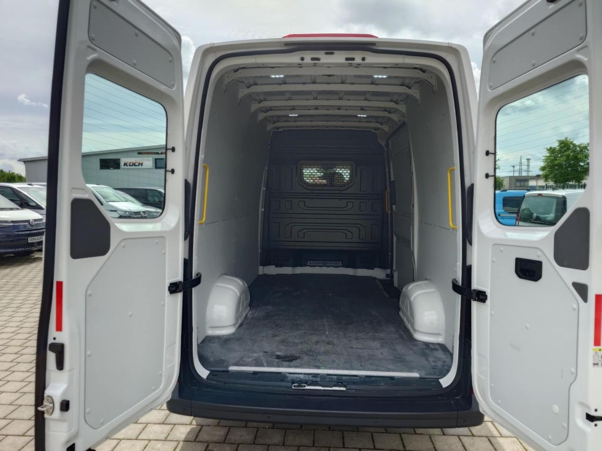 Volkswagen Crafter Kasten mittlerer Radstand