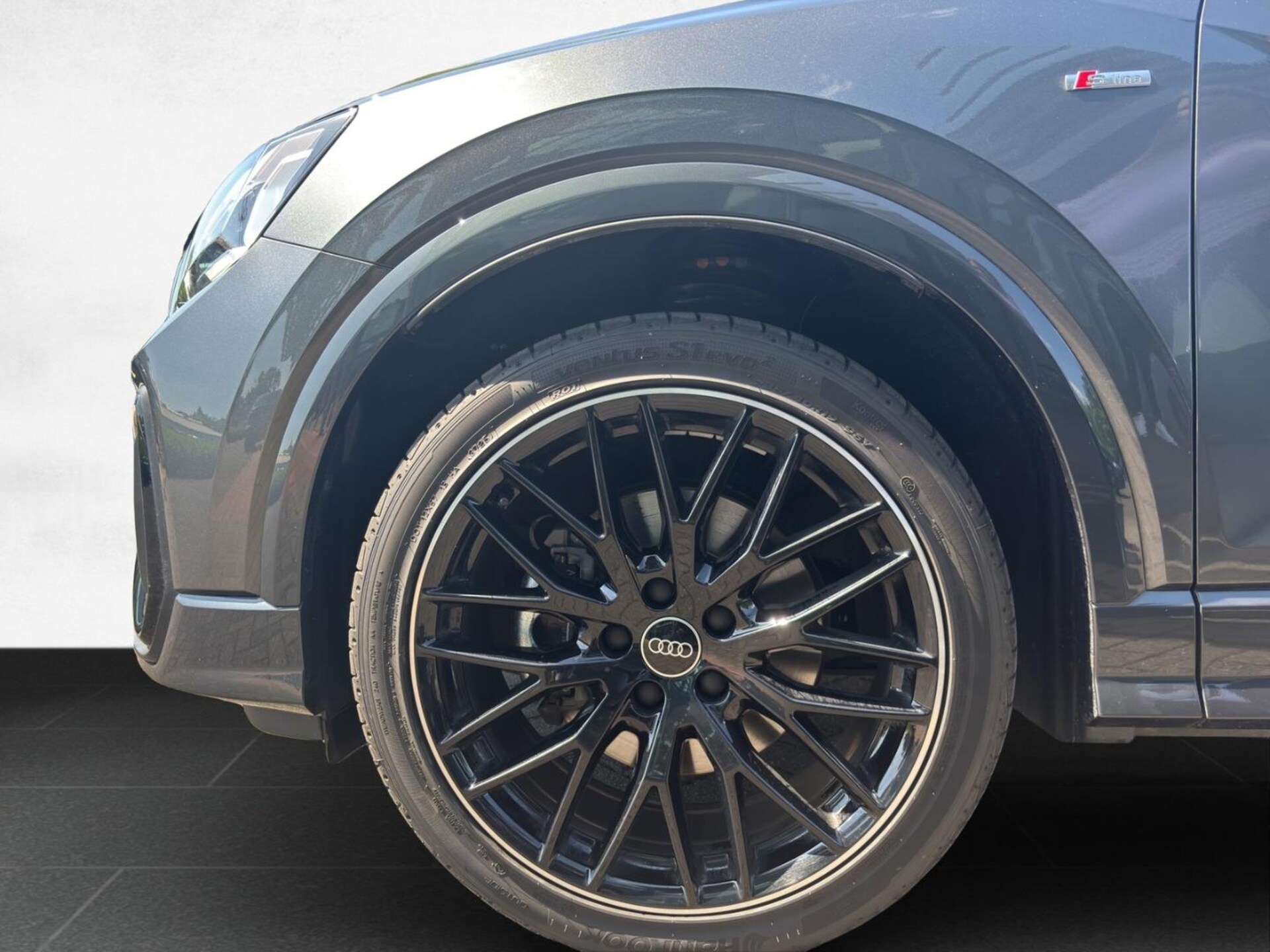 Audi Q2 S line
