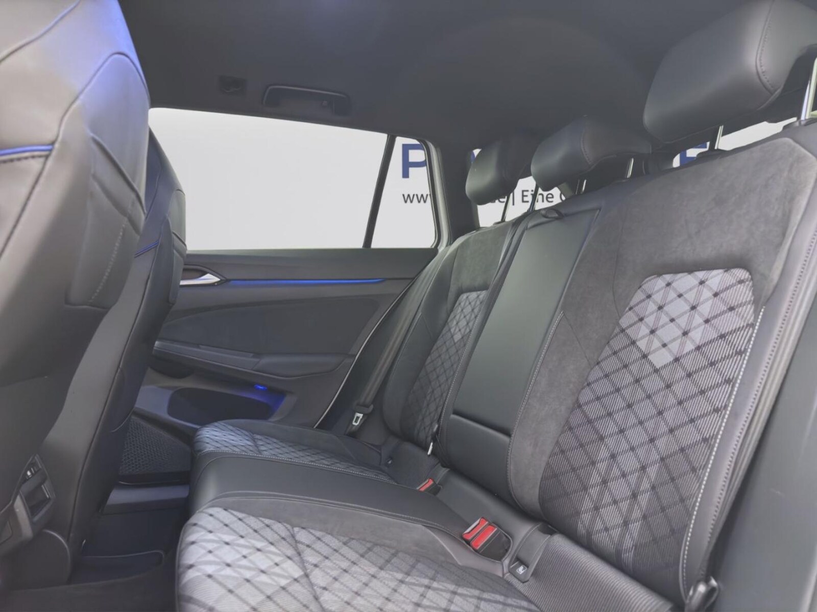 Volkswagen Golf Variant – Bild 16