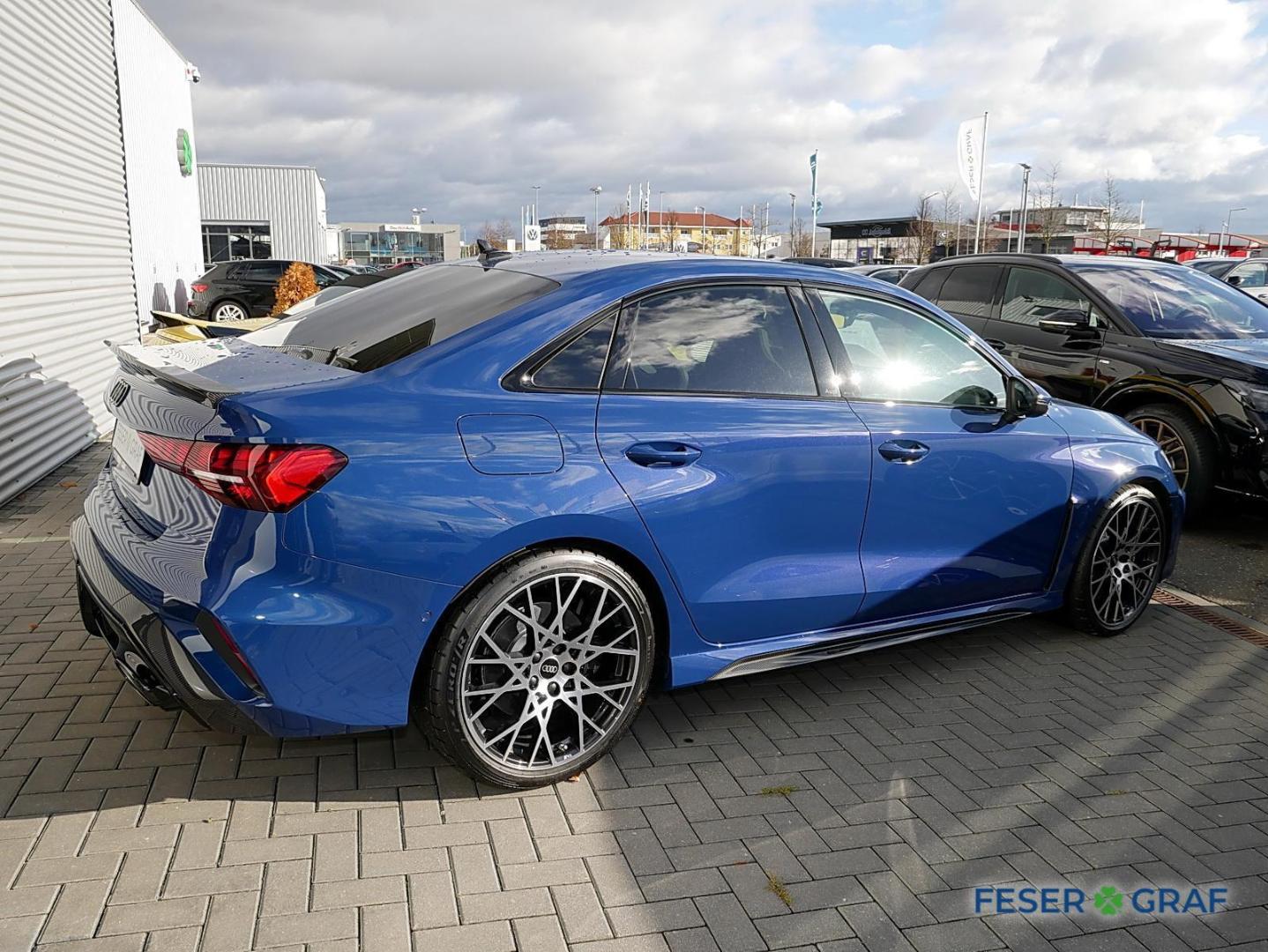 Image about Audi RS 3 Limousine TFSI quattro S tronic