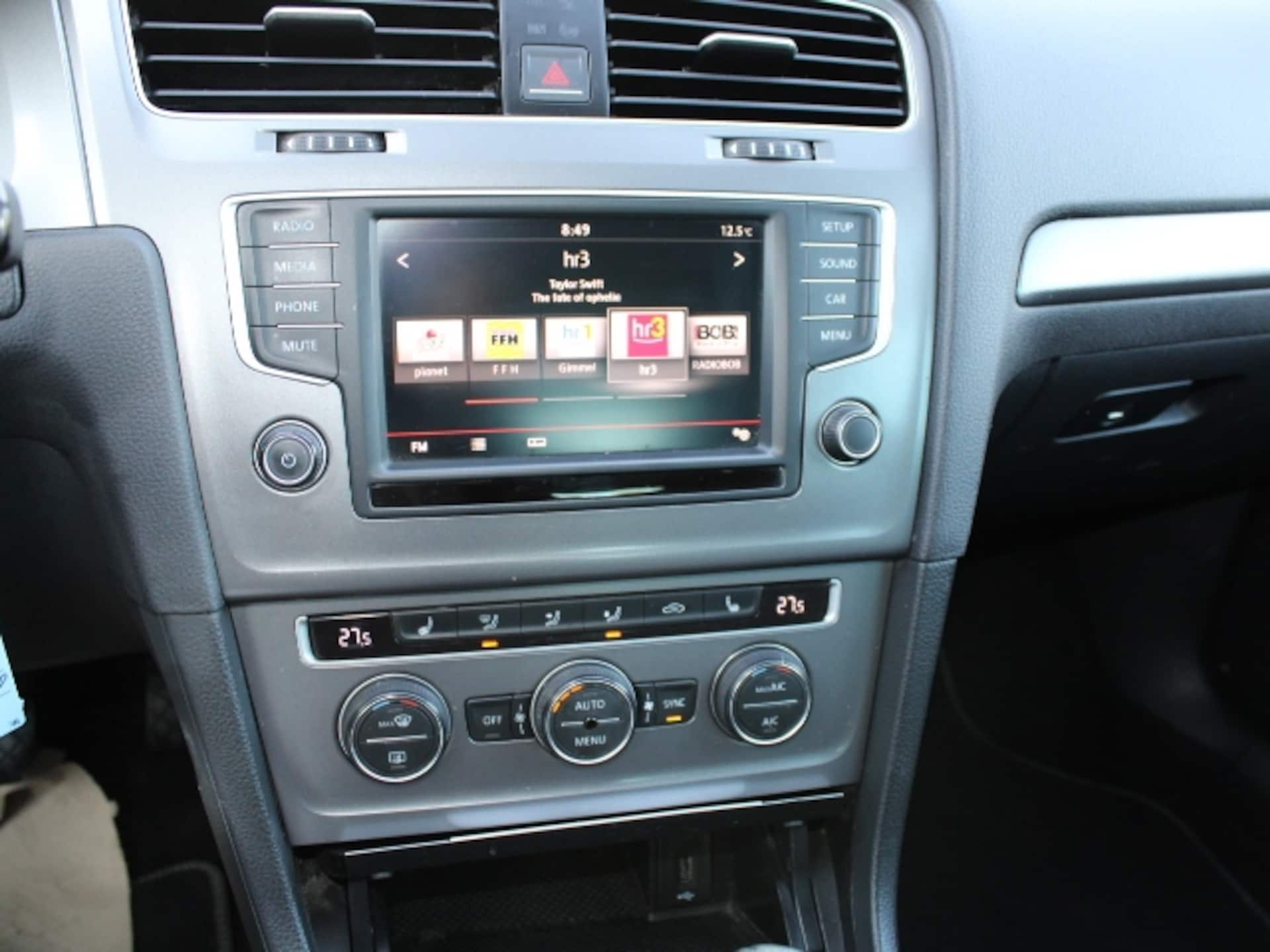 Volkswagen Golf LOUNGE