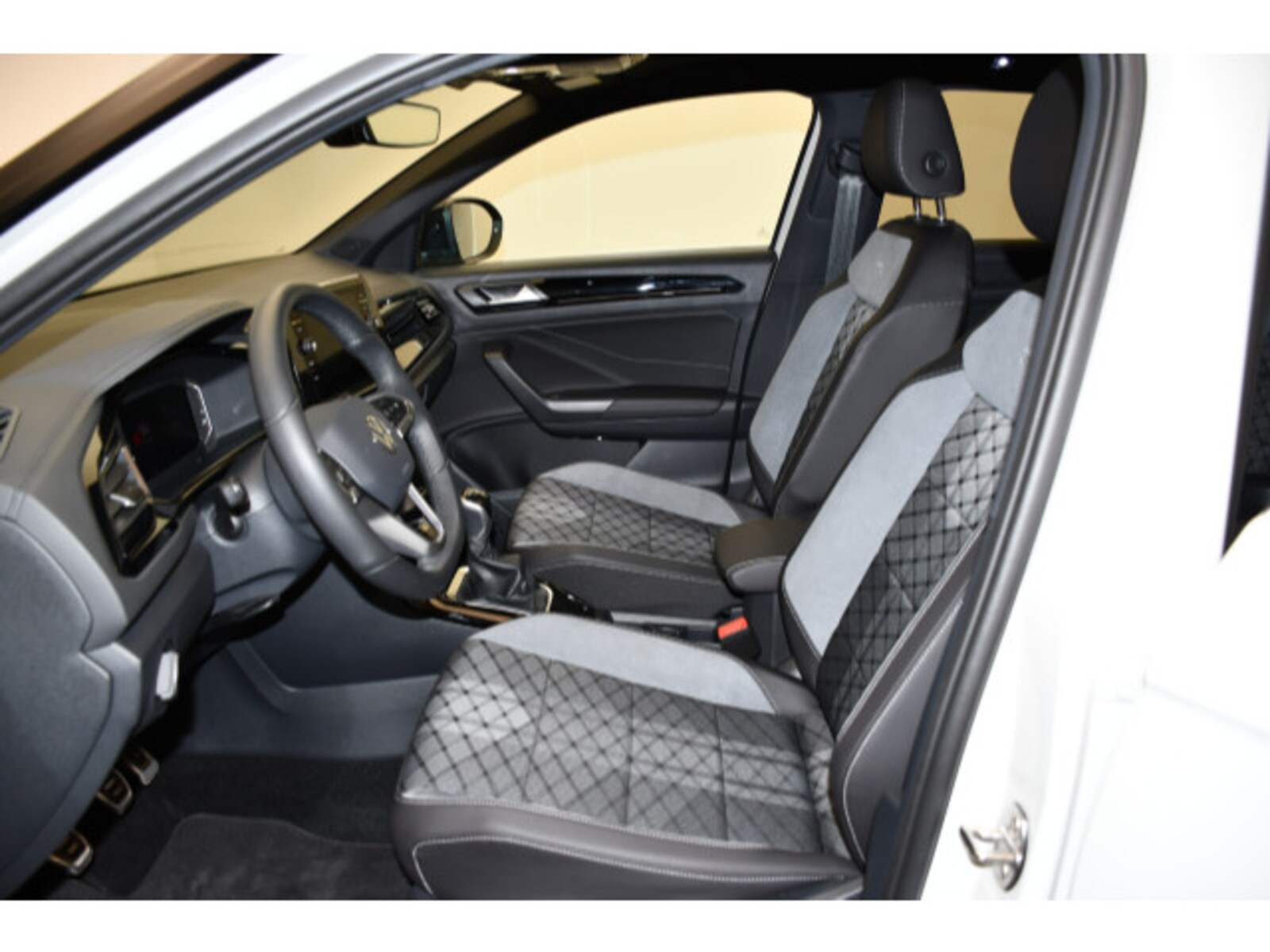 Volkswagen T-Roc – Bild 3