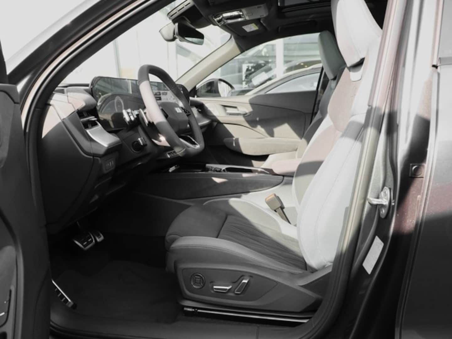 Bild über Audi Q3 SUV e-hybrid e-hybrid 200 kW S tronic - für weitere Informationen kontaktieren Sie den Audi Partner