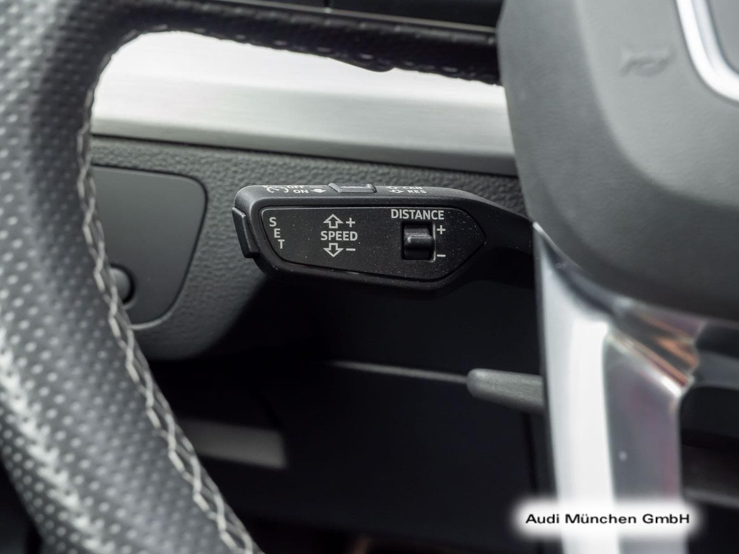 Bild über Audi Q5 Sportback 40 TFSI quattro S tronic - für weitere Informationen kontaktieren Sie den Audi Partner