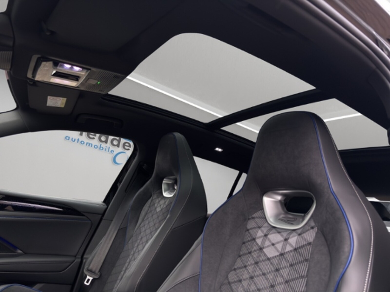 Volkswagen Tiguan – Bild 17