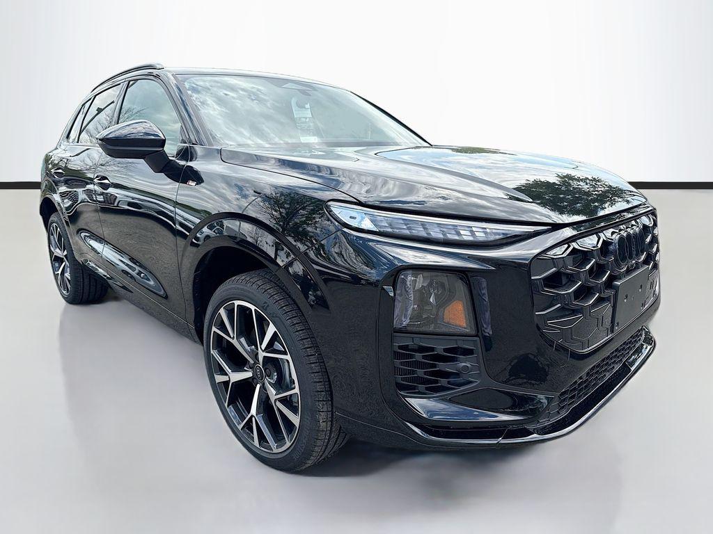 2026 Audi Q3 S line quattro's photo
