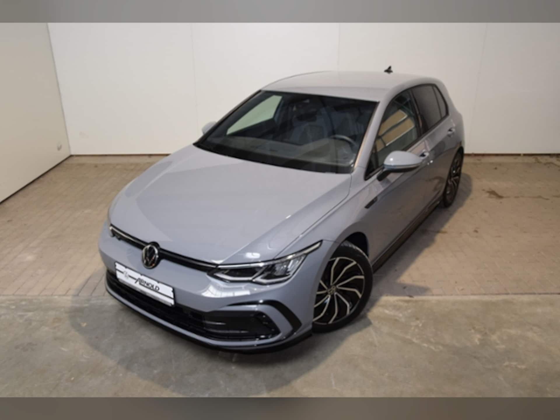 Volkswagen Golf R-Line
