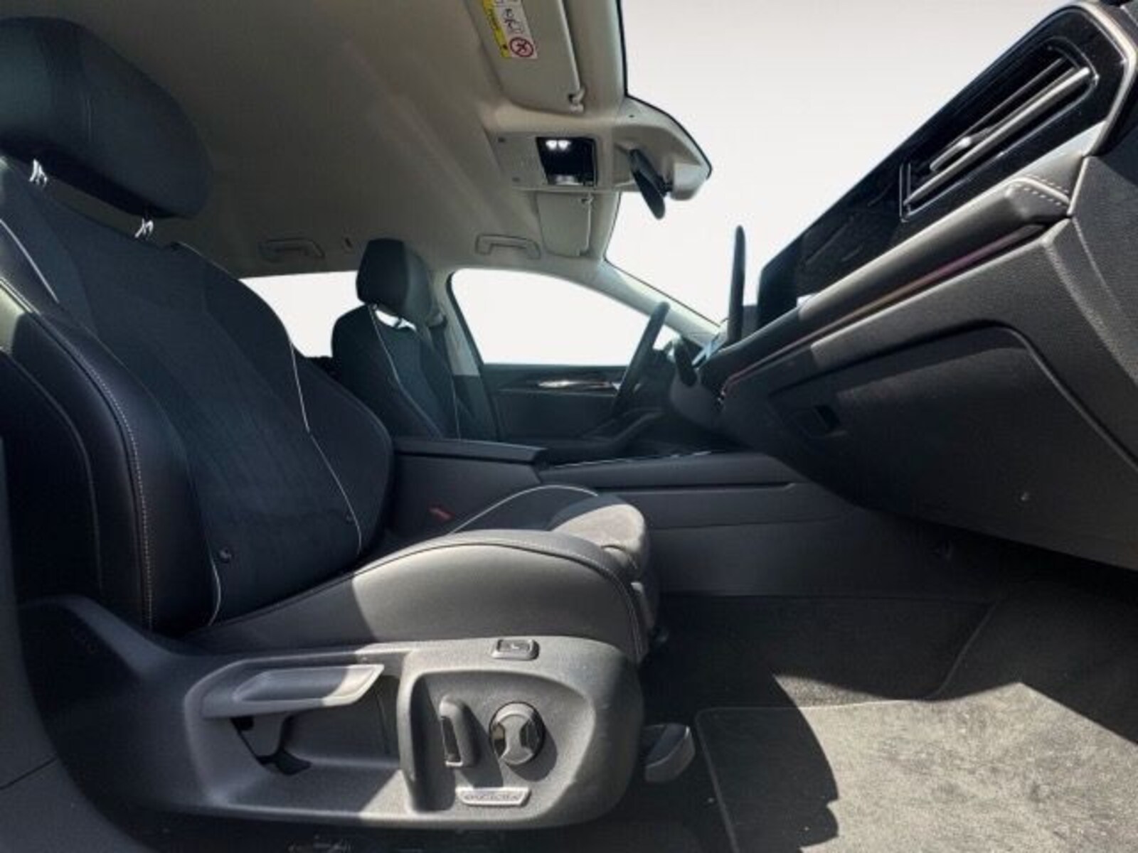 Volkswagen Golf Variant – Bild 15