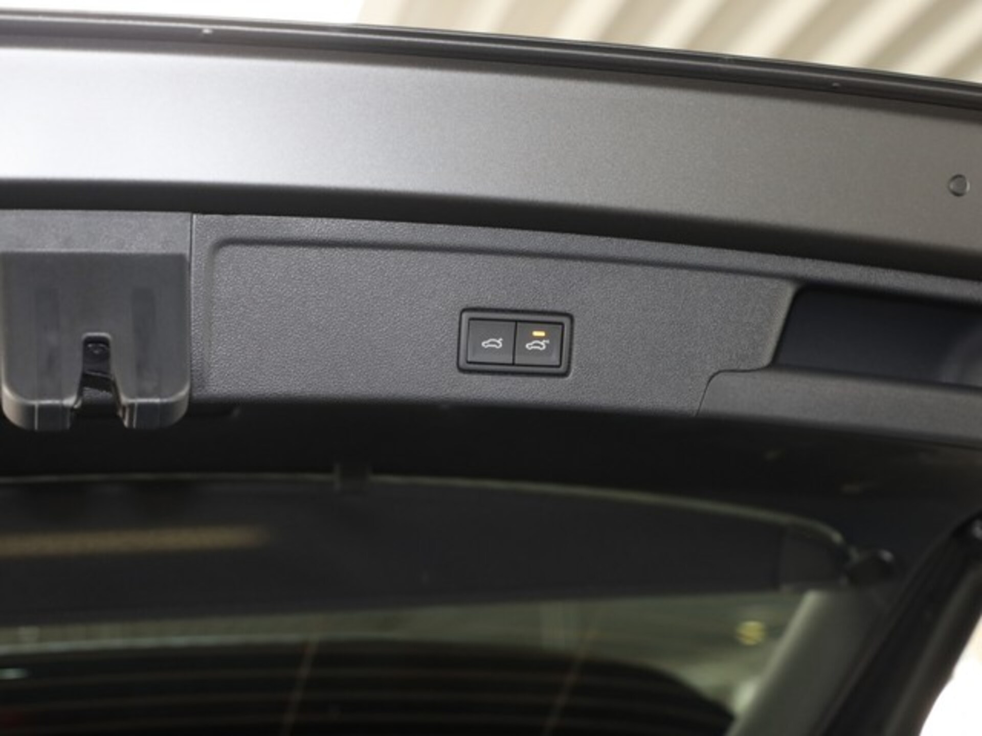 Volkswagen Touareg R