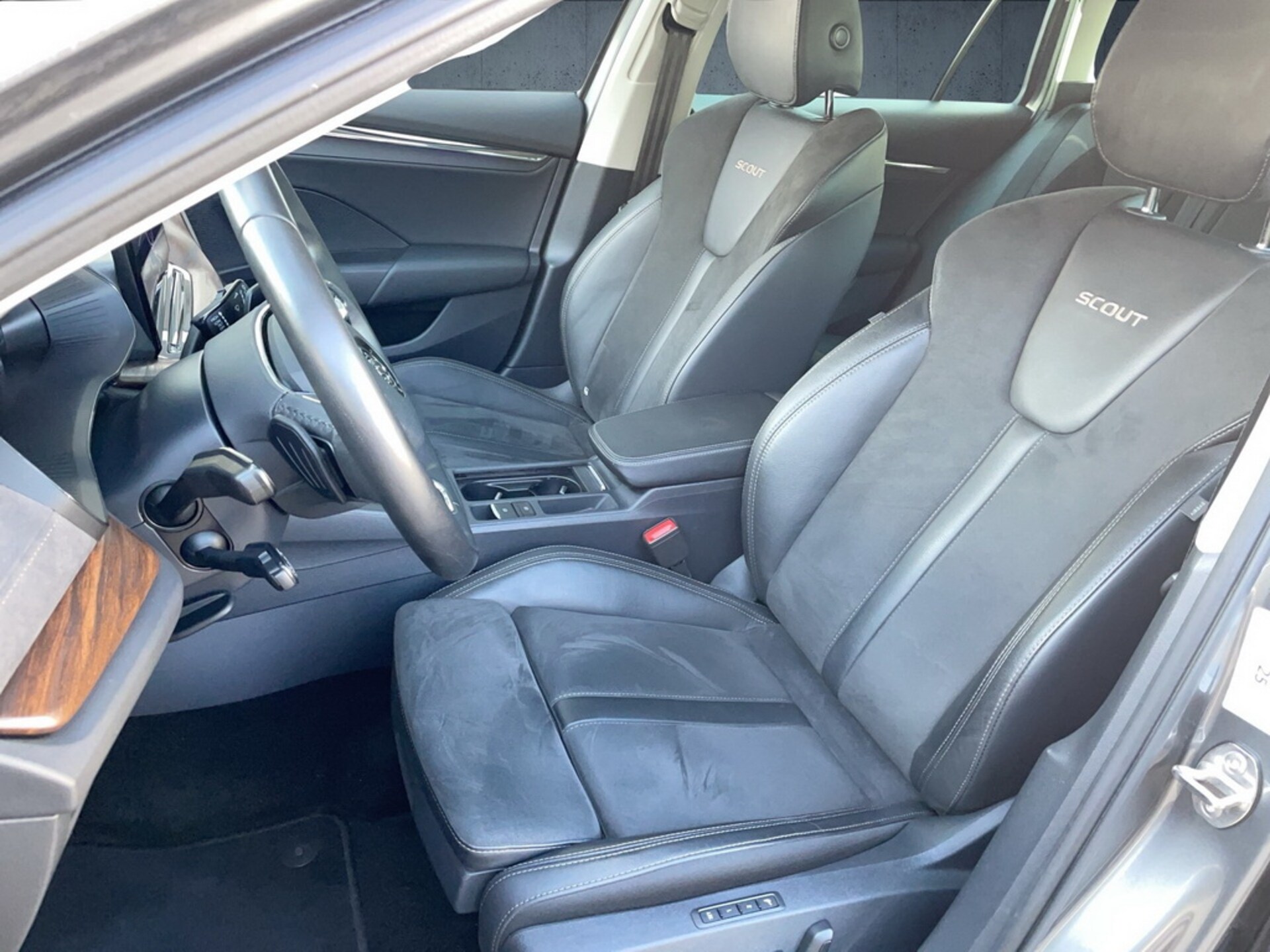 Skoda Octavia Combi SCOUT