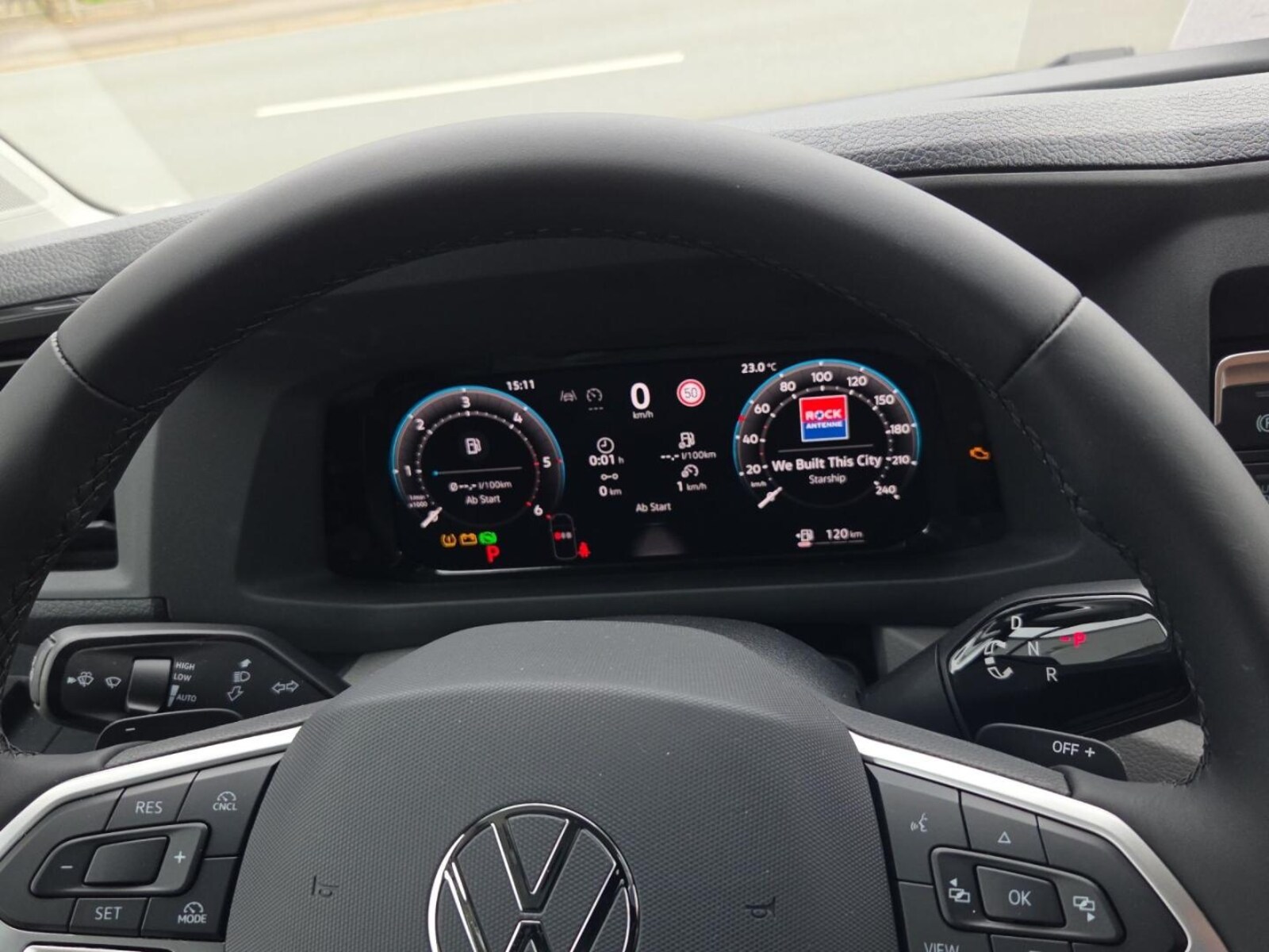 Volkswagen Crafter Kasten mittlerer Radstand – Bild 8