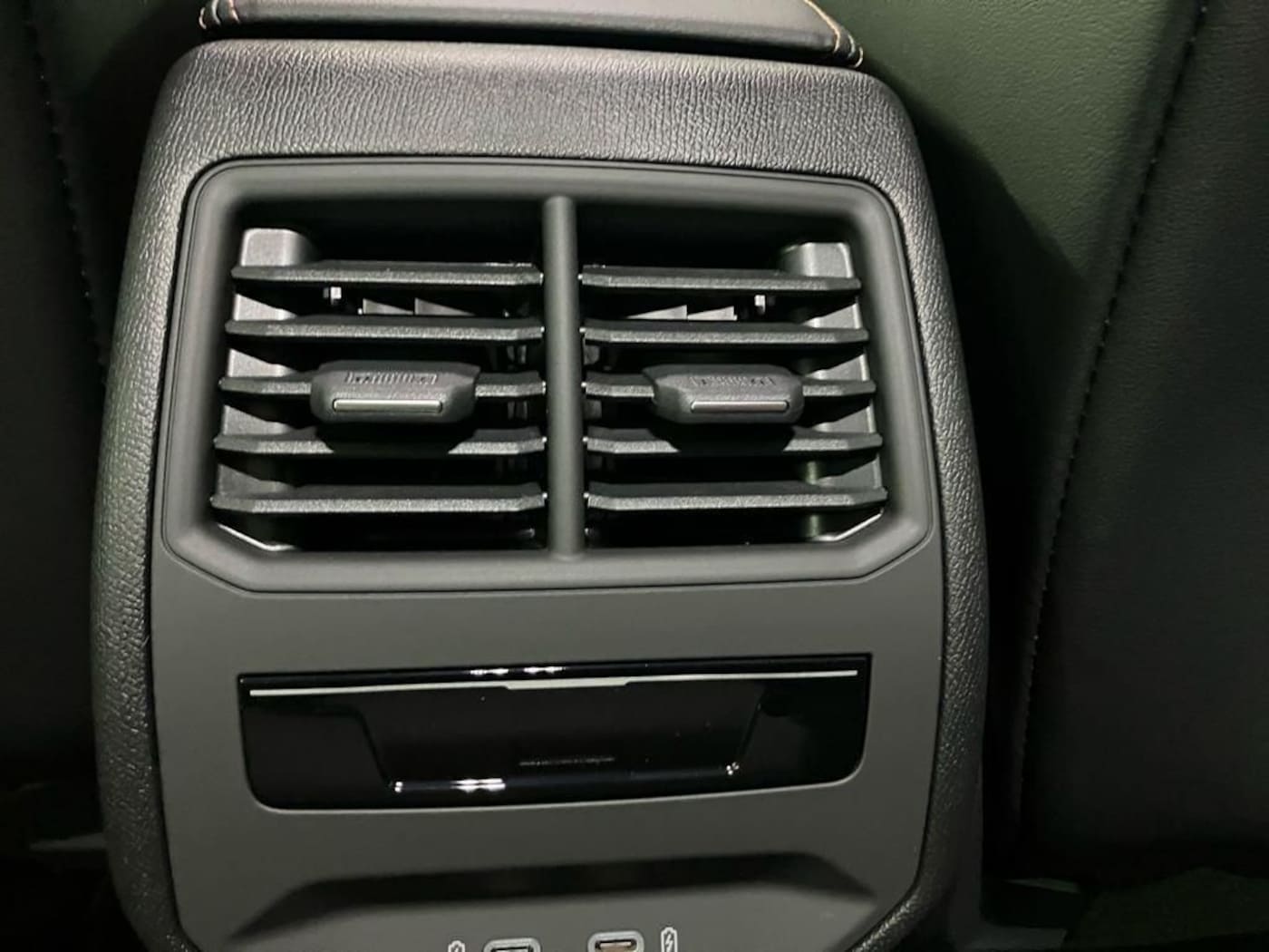 CUPRA Formentor 1.5 eTSI DSG 110 kW (150 CV) — photo 11