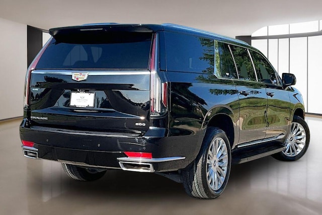 2023 Cadillac Escalade ESV