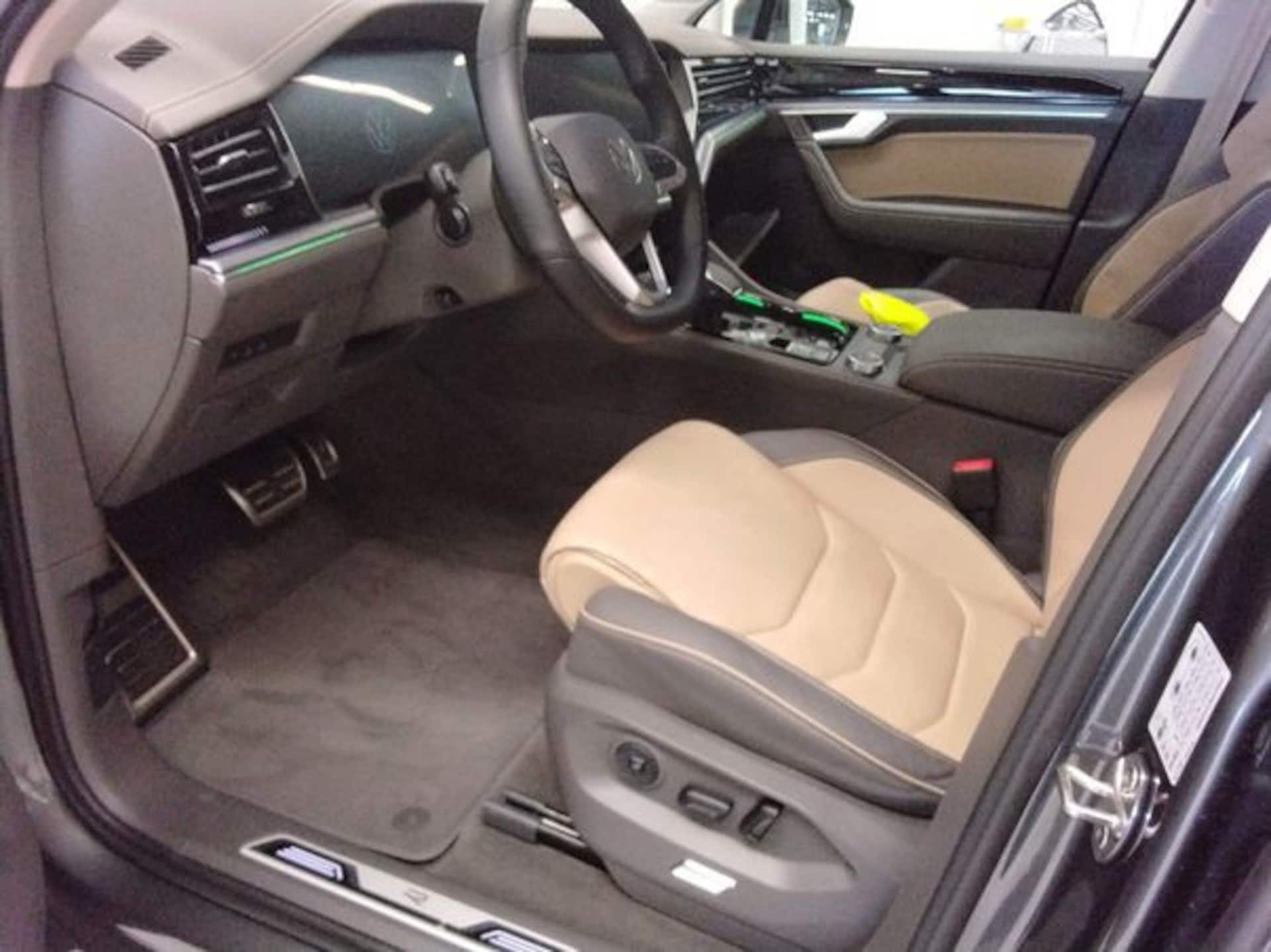 Volkswagen Touareg R-Line