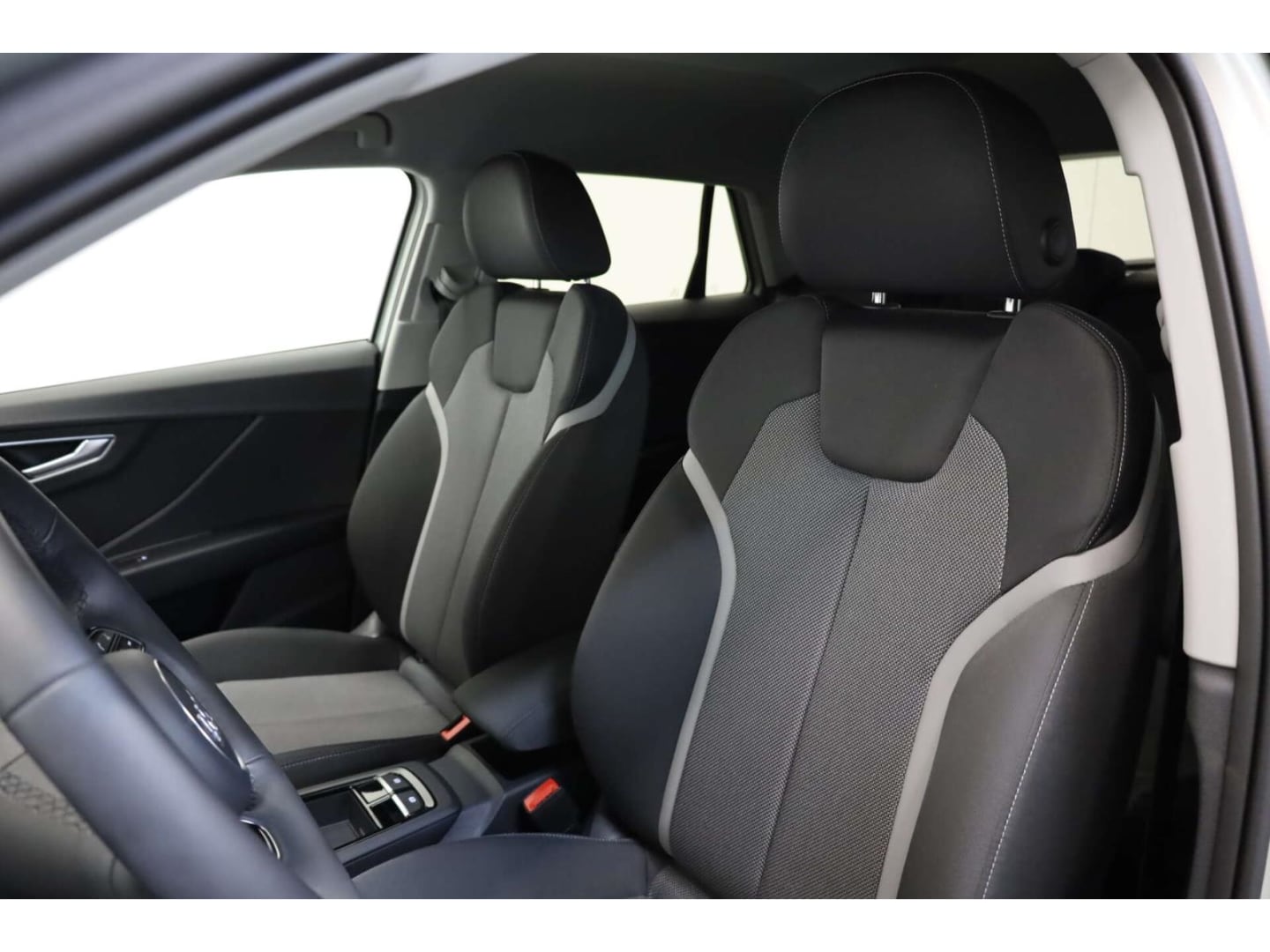 Bild über Audi Q2 advanced 30 TFSI Schaltgetriebe - für weitere Informationen kontaktieren Sie den Audi Partner