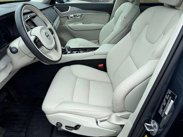 2024 Volvo XC90 Recharge Plug-In Hybrid