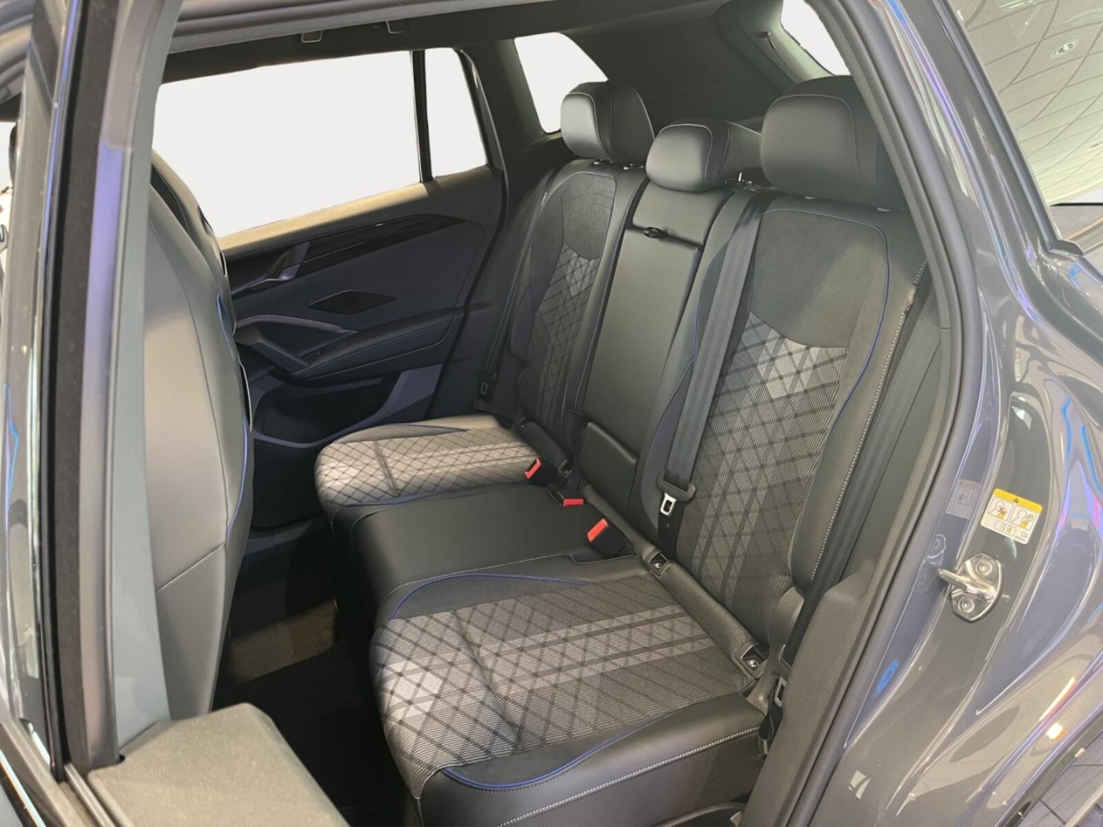 Volkswagen Tiguan – Bild 13