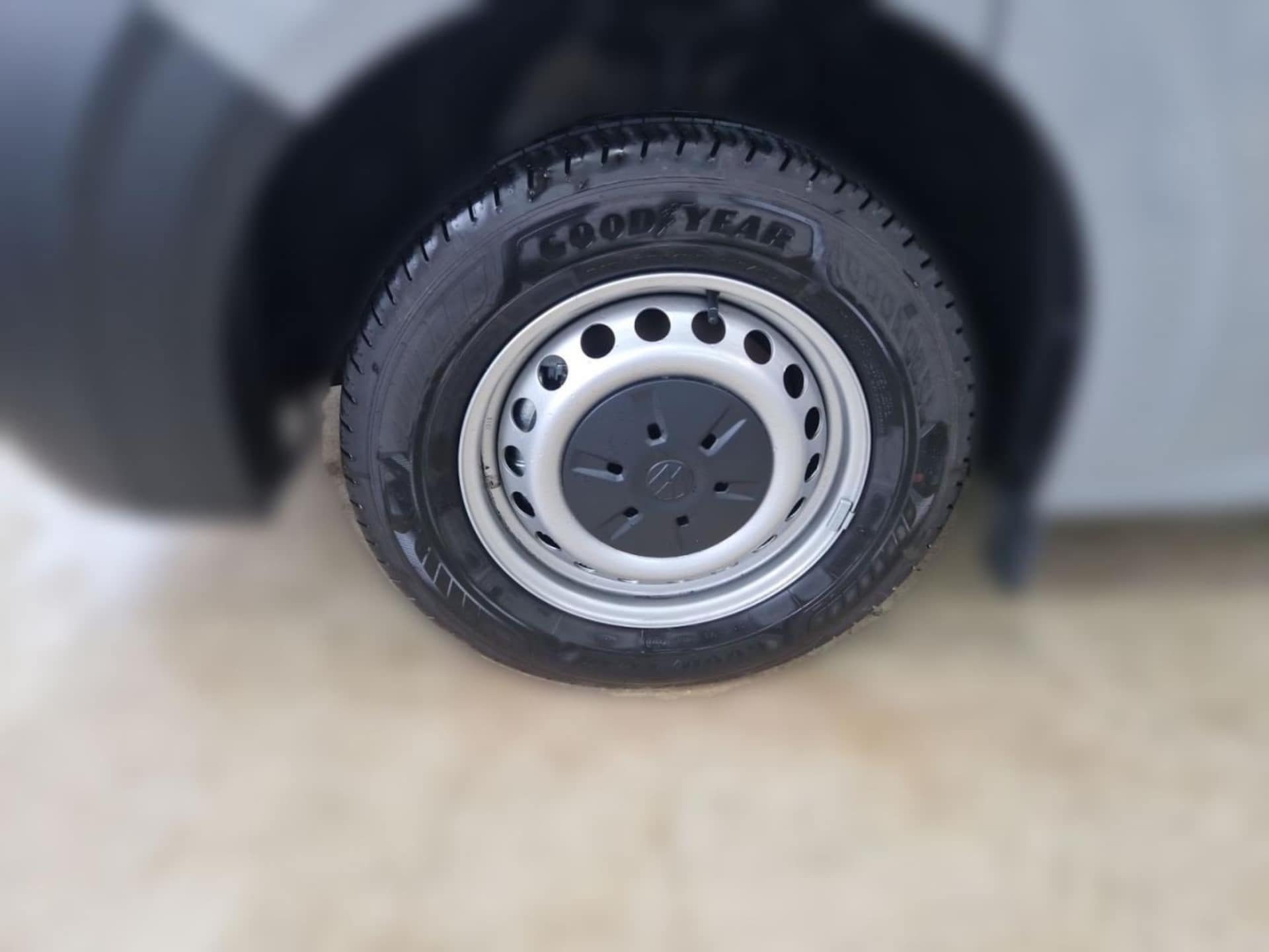 Volkswagen Transporter Kasten kurzer Radstand