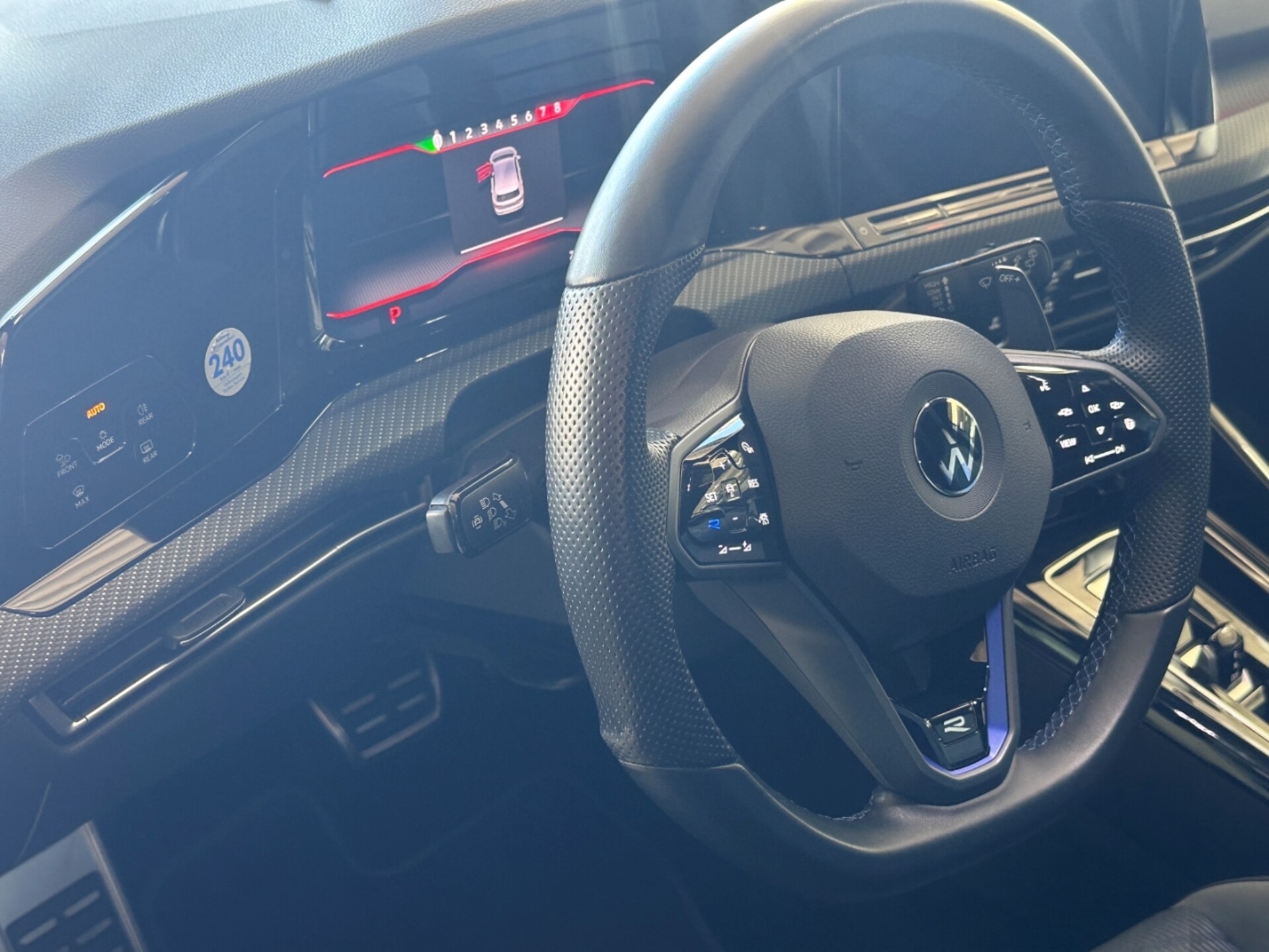 Volkswagen Golf R
