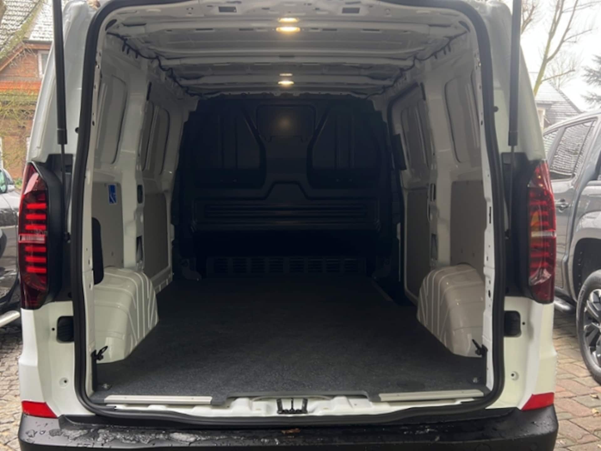 Volkswagen Transporter Kasten kurzer Radstand