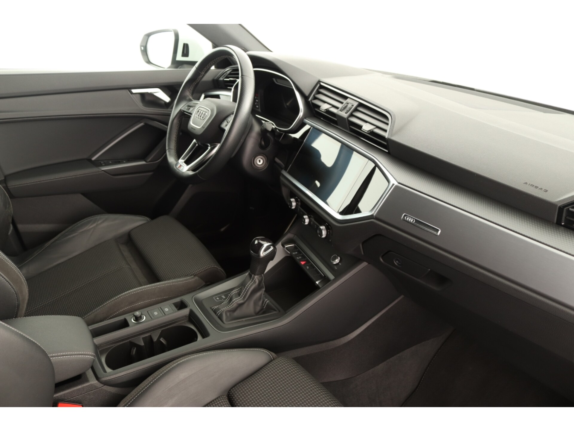 Audi Q3 SUV S line