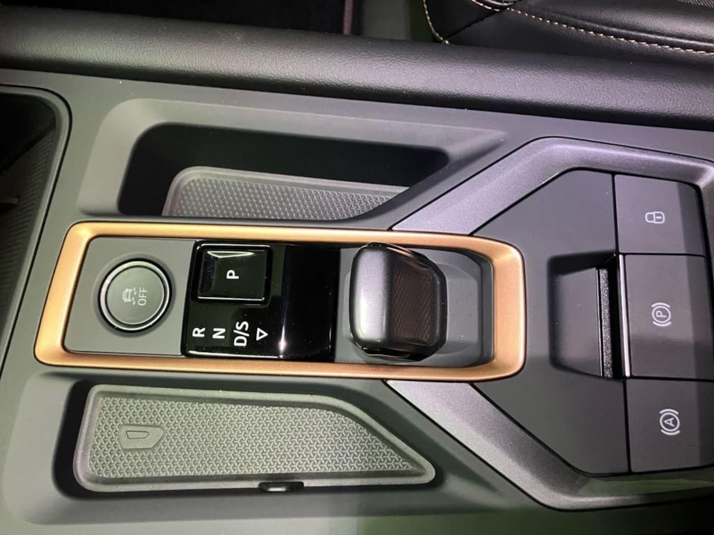 CUPRA Formentor 1.5 eTSI DSG 110 kW (150 CV) — photo 14