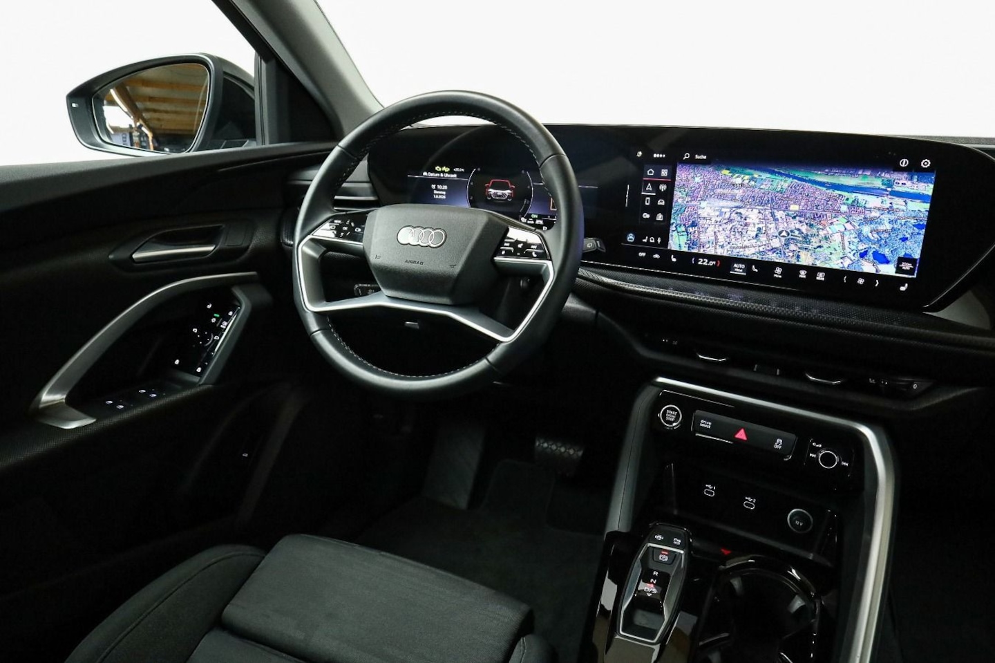 Bild über Audi Q5 Sportback TDI quattro 150 kW S tronic - für weitere Informationen kontaktieren Sie den Audi Partner