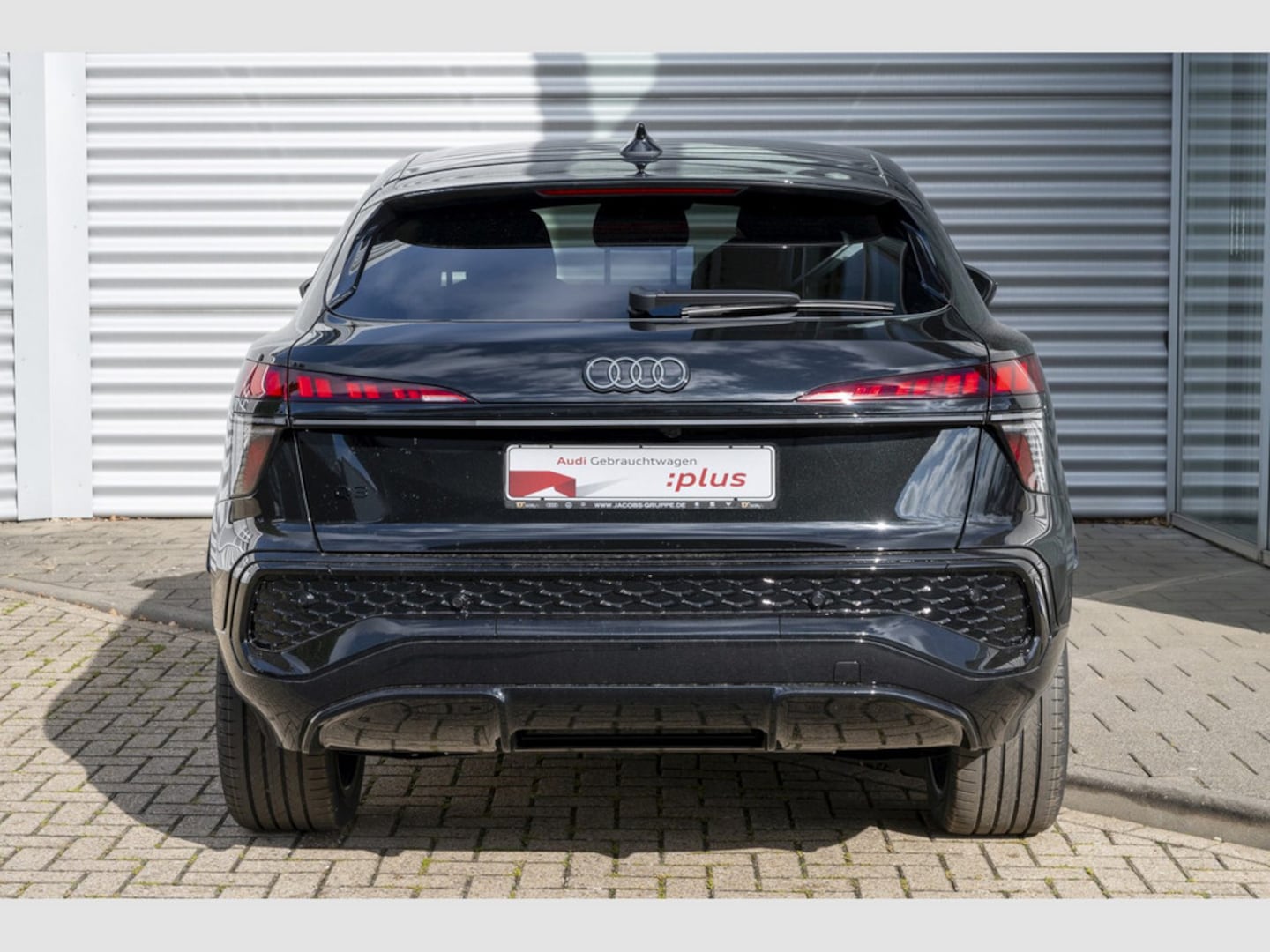 Bild über Audi Q3 Sportback e-hybrid e-hybrid 200 kW S tronic - für weitere Informationen kontaktieren Sie den Audi Partner