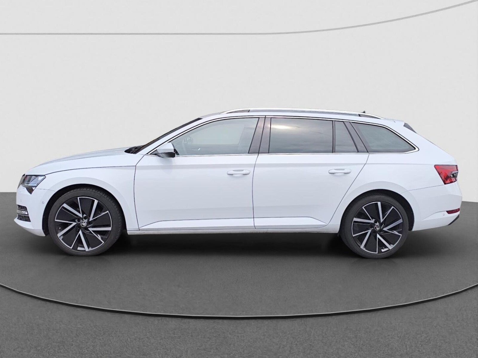 Škoda Superb Combi – Bild 5
