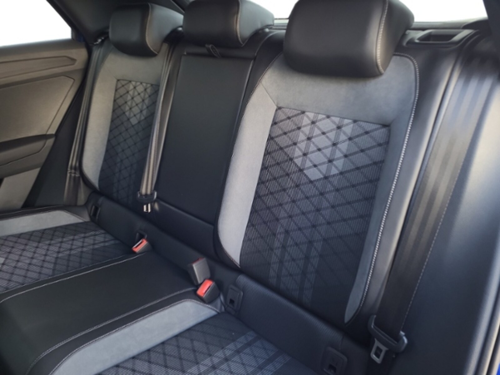 Volkswagen T-Roc – Bild 13