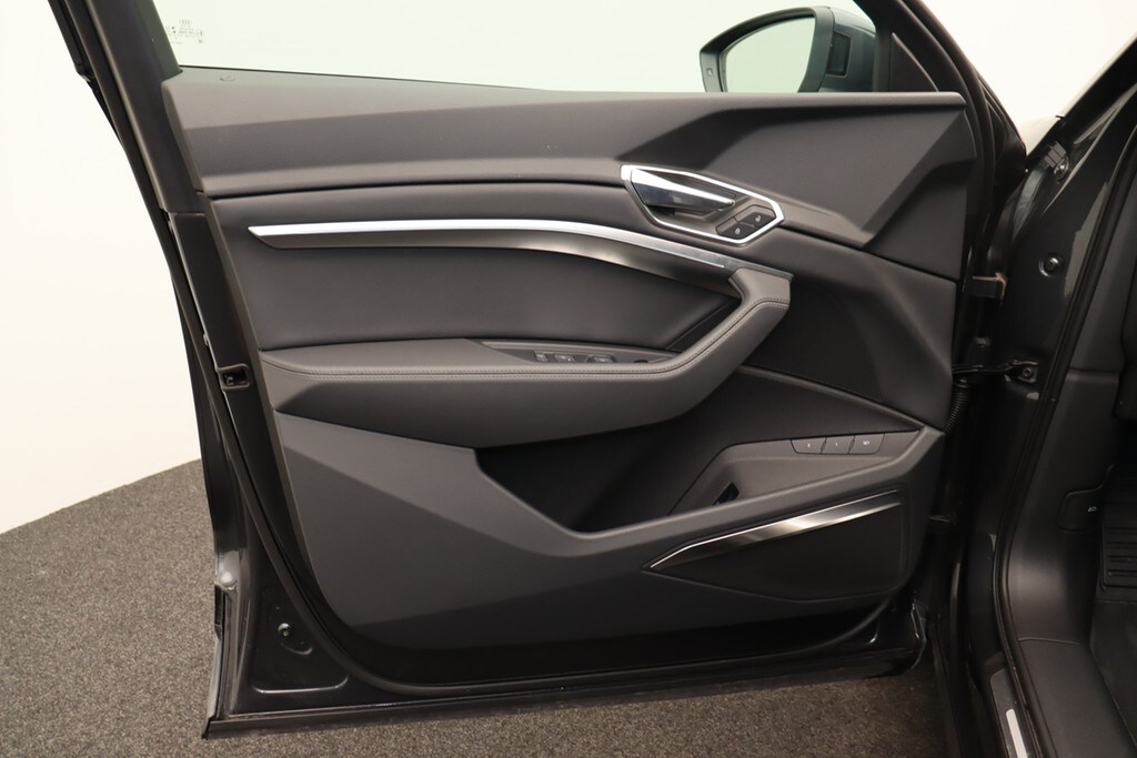 Image about Audi e-tron 55 quattro