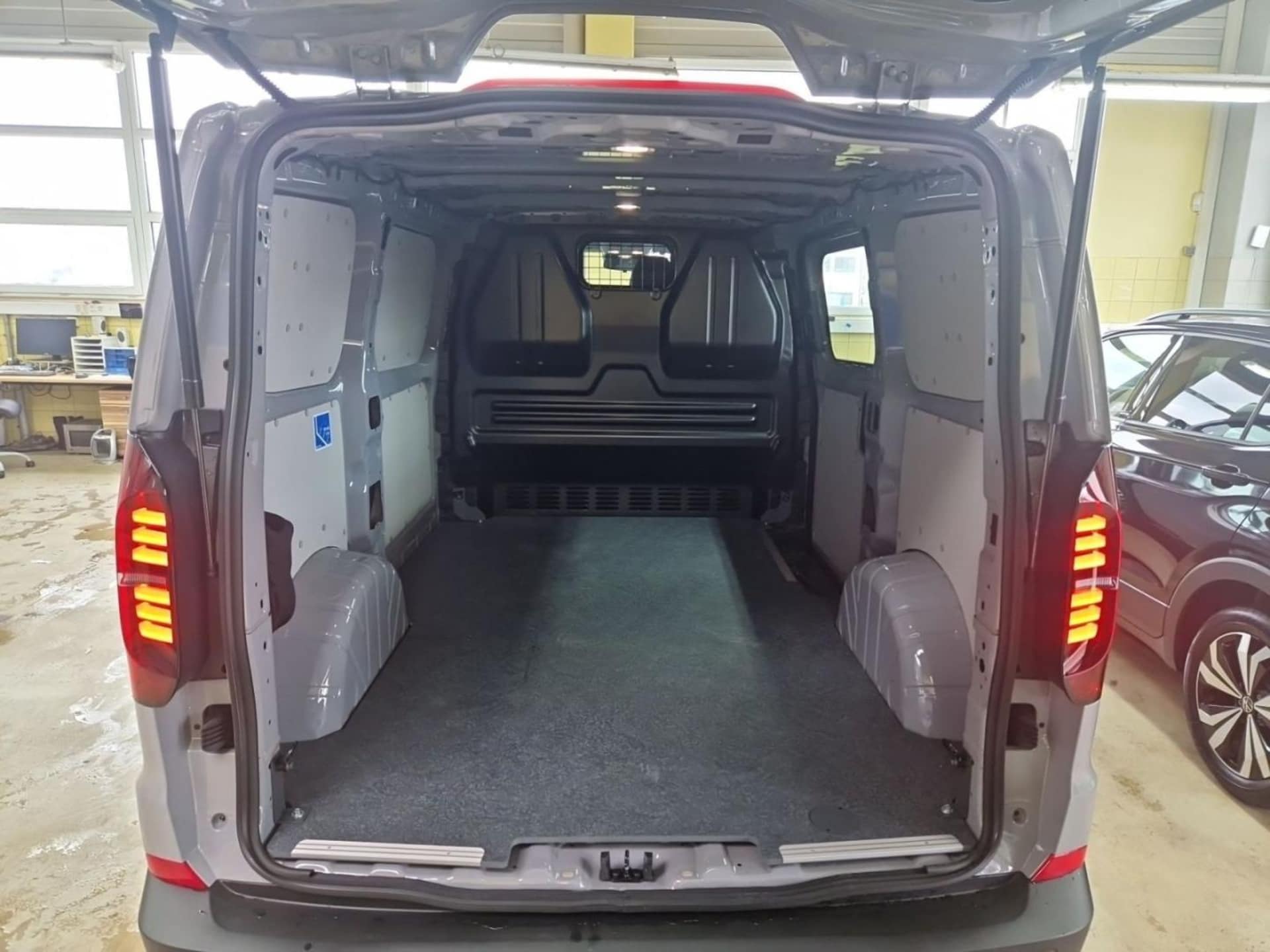 Volkswagen Transporter Kasten kurzer Radstand