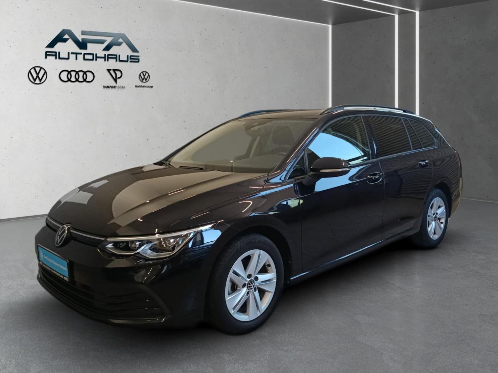 Volkswagen Golf Variant Life