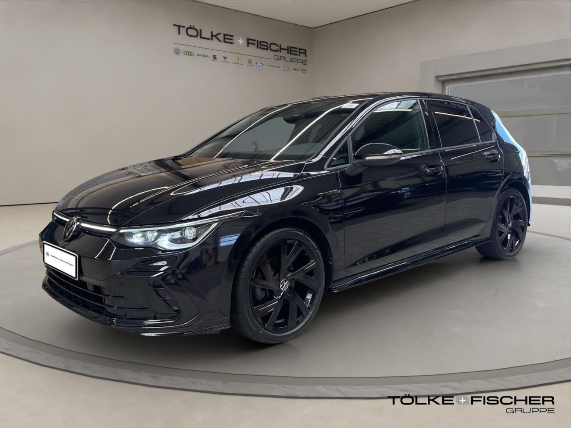 Volkswagen Golf R-Line