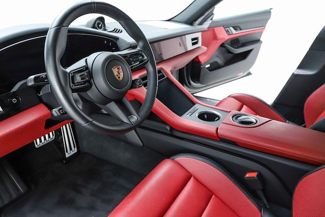 2025 Porsche Taycan