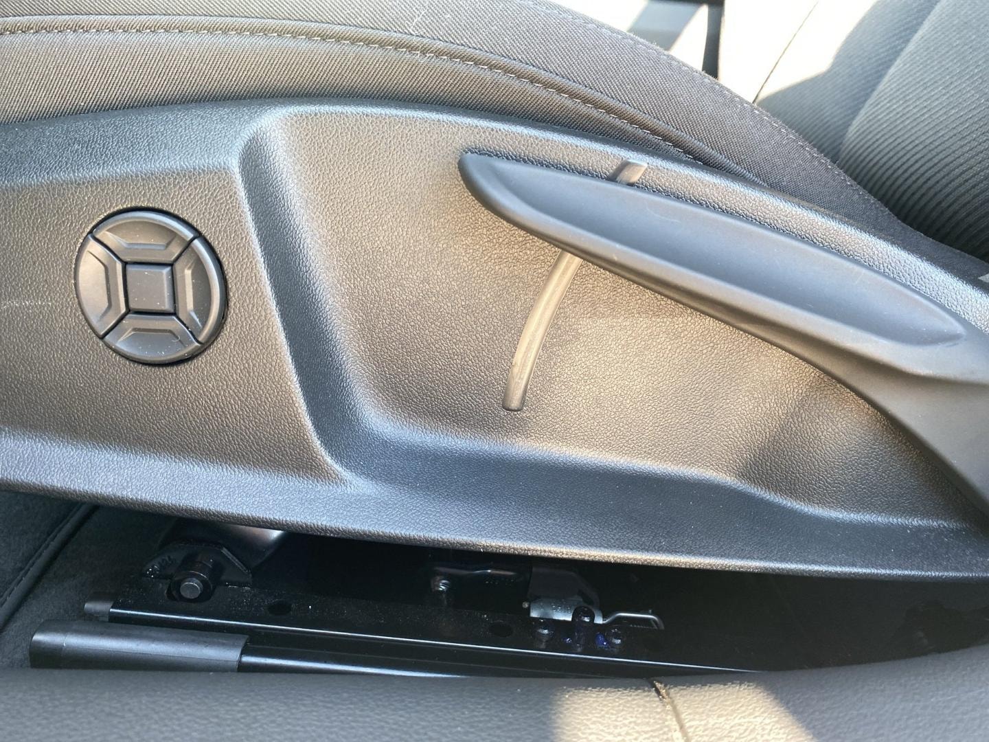 Bild über Audi A6 Avant 45 TDI quattro S tronic - für weitere Informationen kontaktieren Sie den Audi Partner