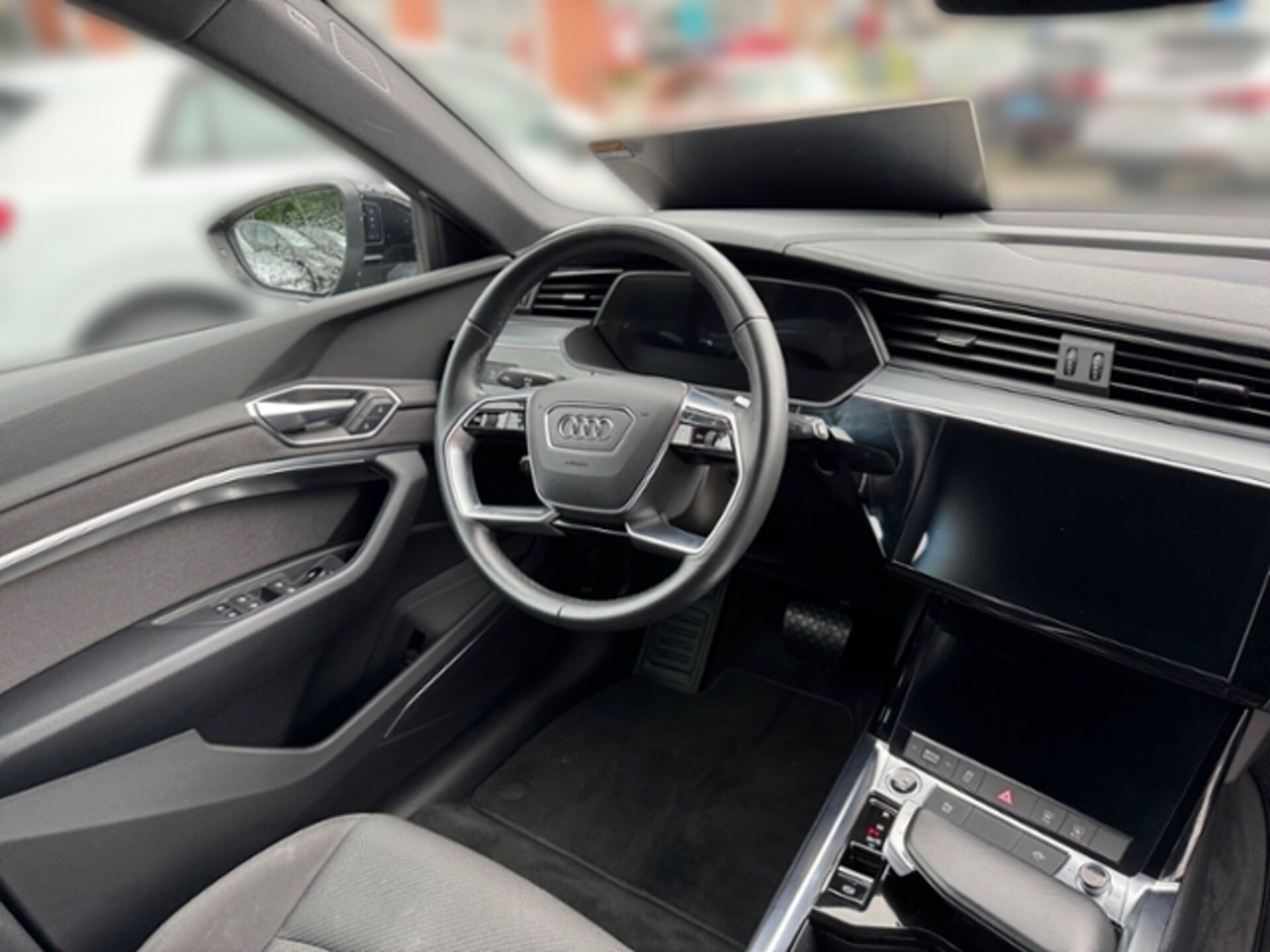 Audi e-tron advanced