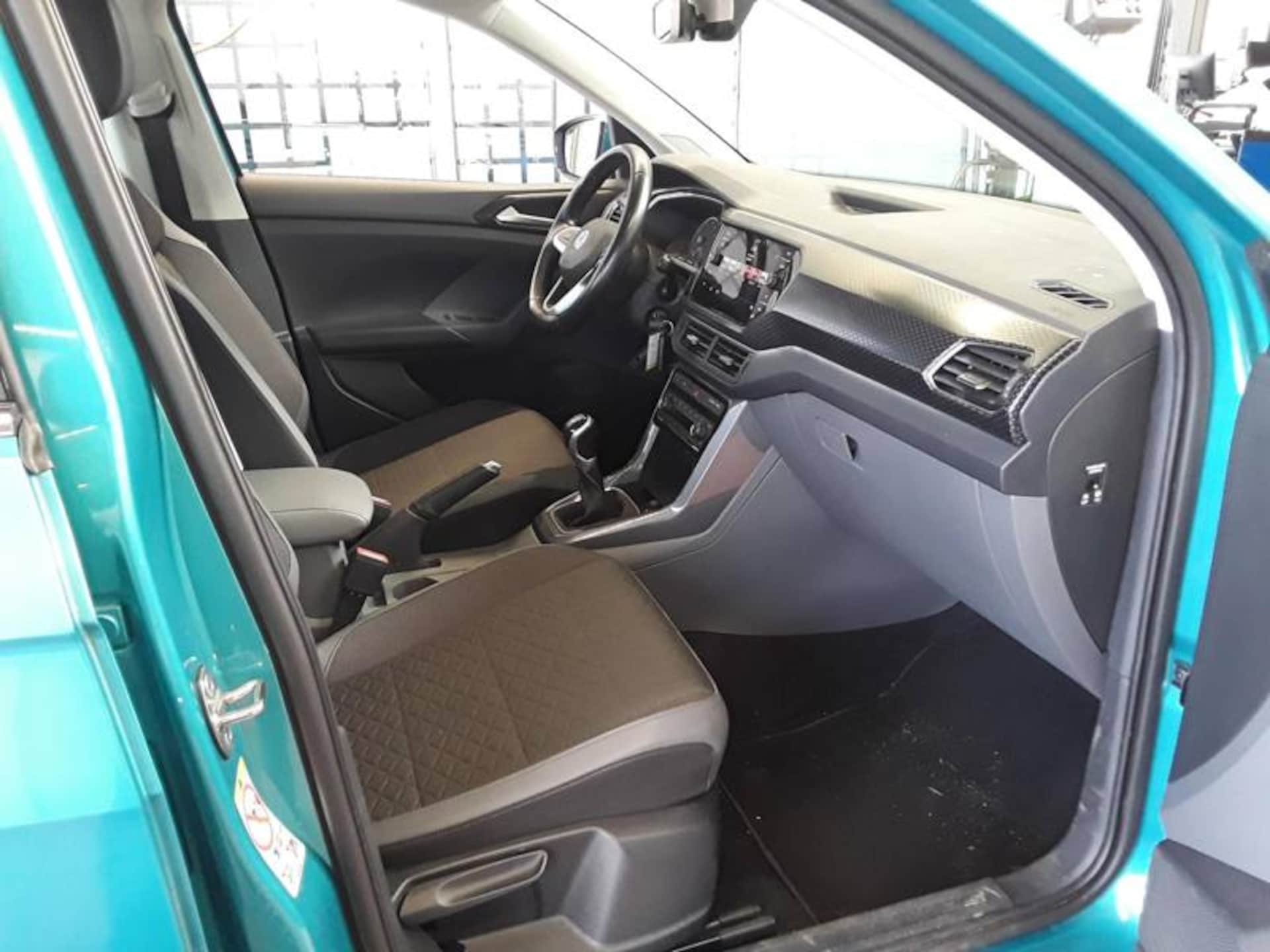Volkswagen T-Cross Style