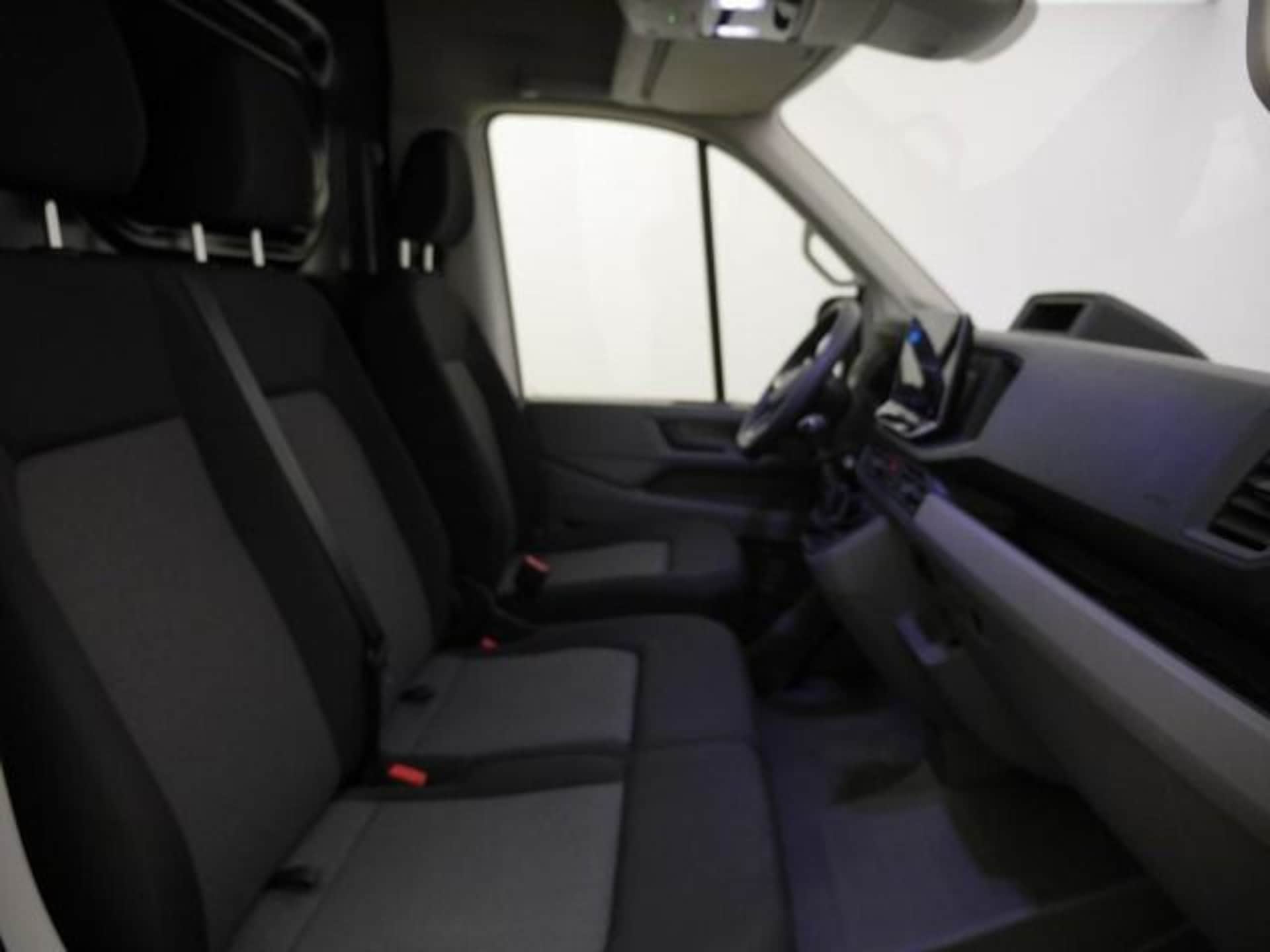 Volkswagen Crafter Kasten langer Radstand