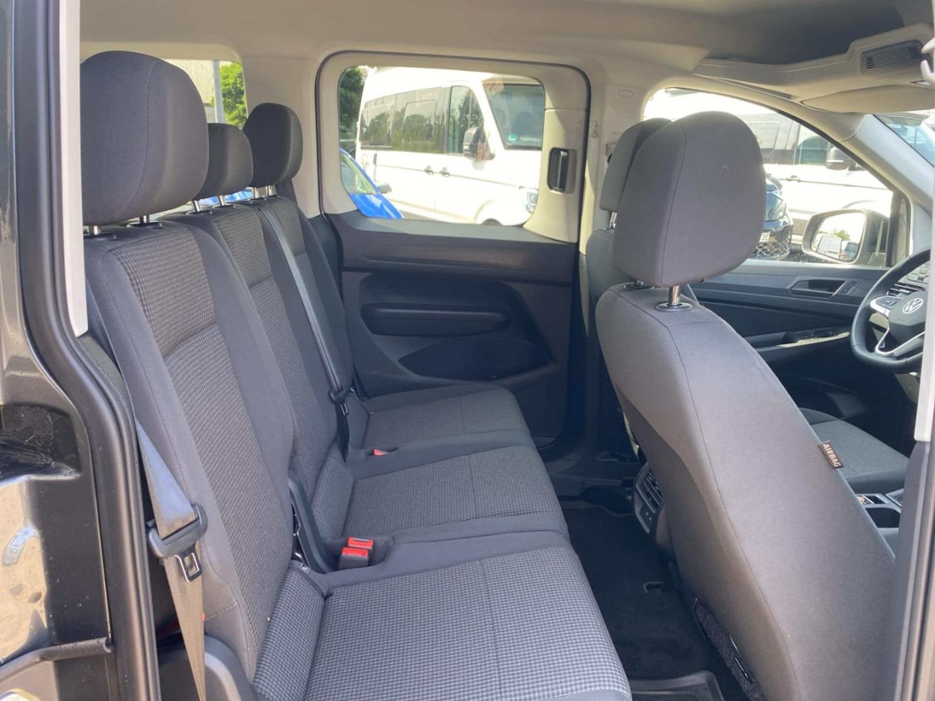 Volkswagen Caddy Basis-Modell