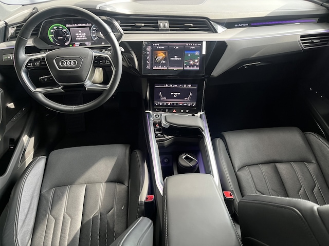 Audi Q8 e-tron 55 quattro Premium kW 8